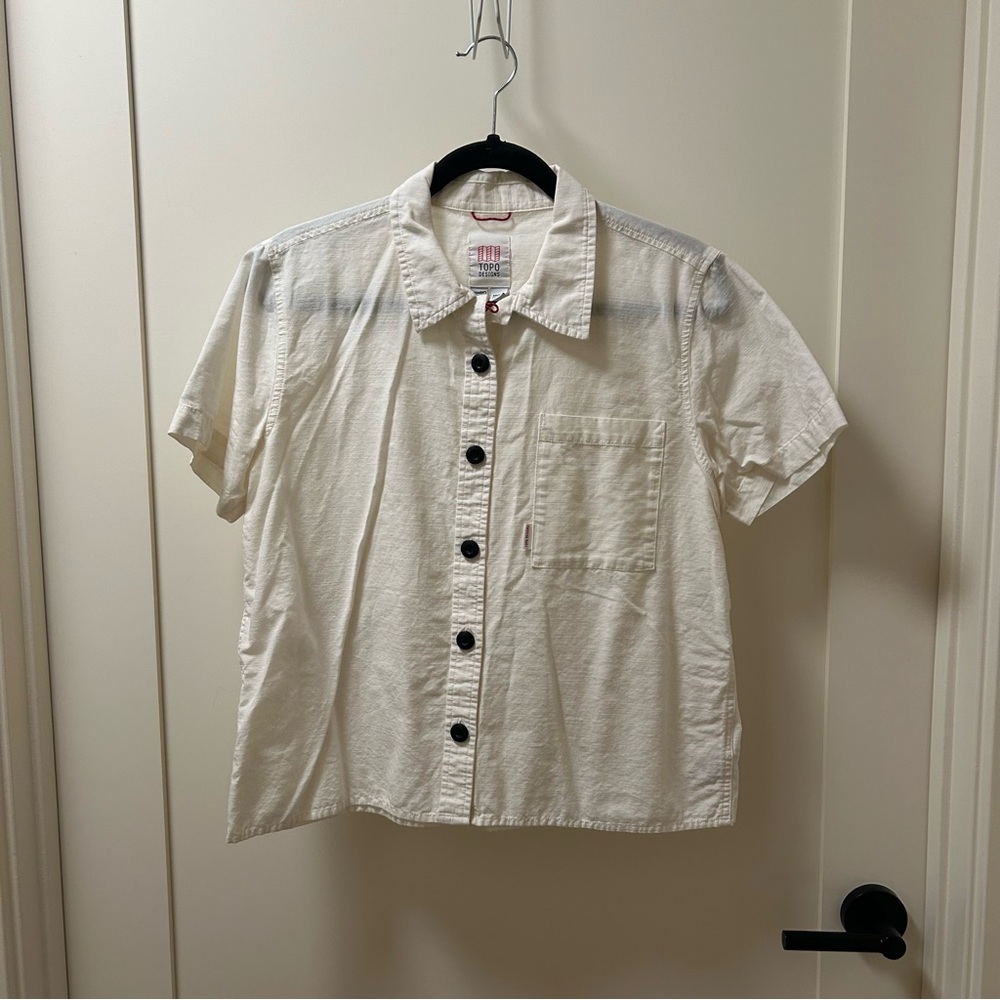 GUC Topo Designs white button up shirt sleeve women Medium cuuuuute